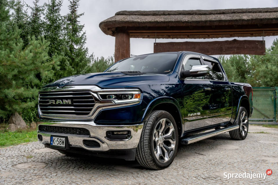 RAM 1500 57 V8 HEMI Crew Cab LONG HORN LIMITED Ropczyce