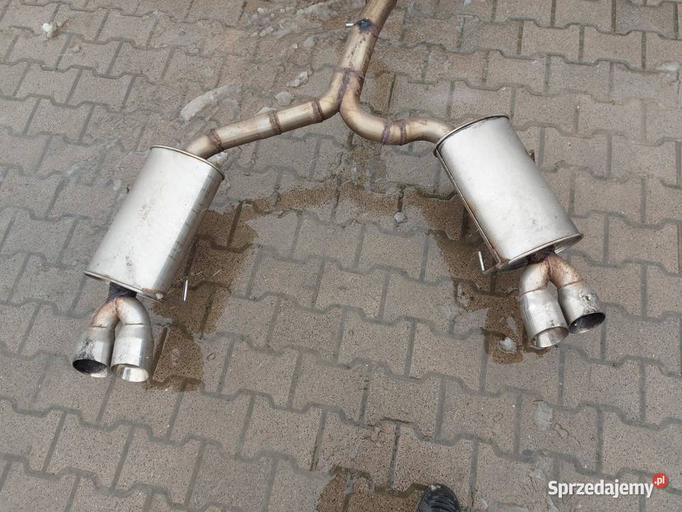 Subaru WRX STI 2015r tłumik wydech rura
