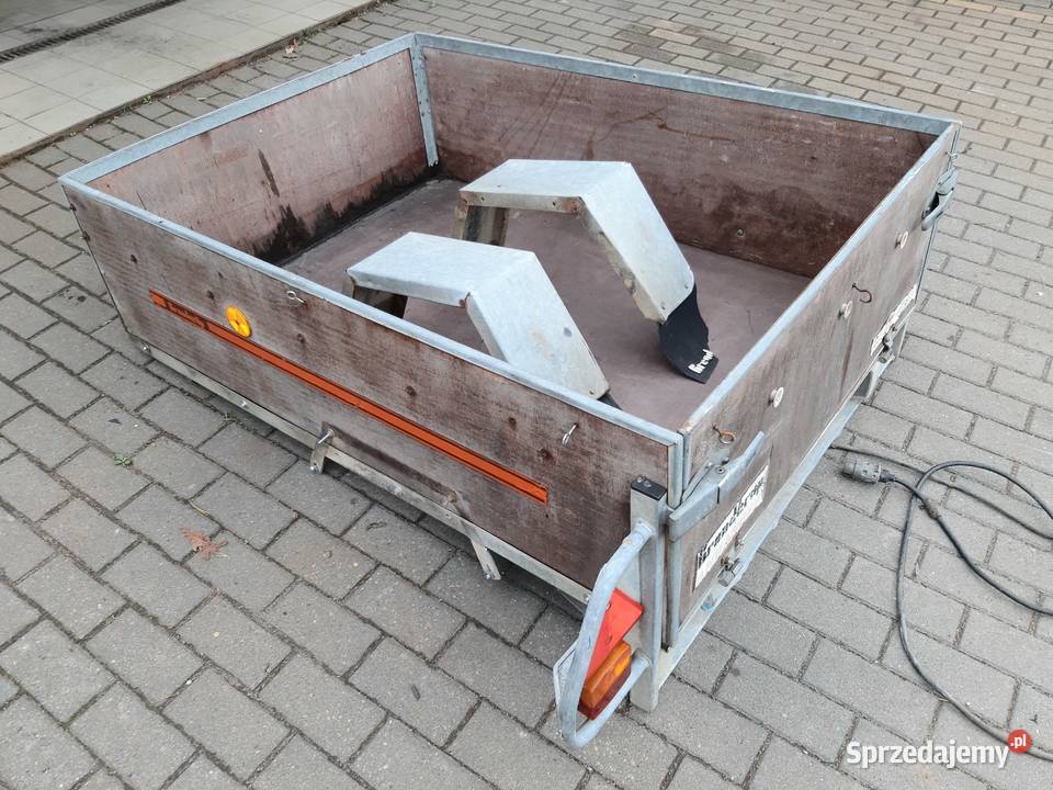 Skrzynia ładunkowa przyczepka Brenderup plandeka Burtowe i plandeki opolskie