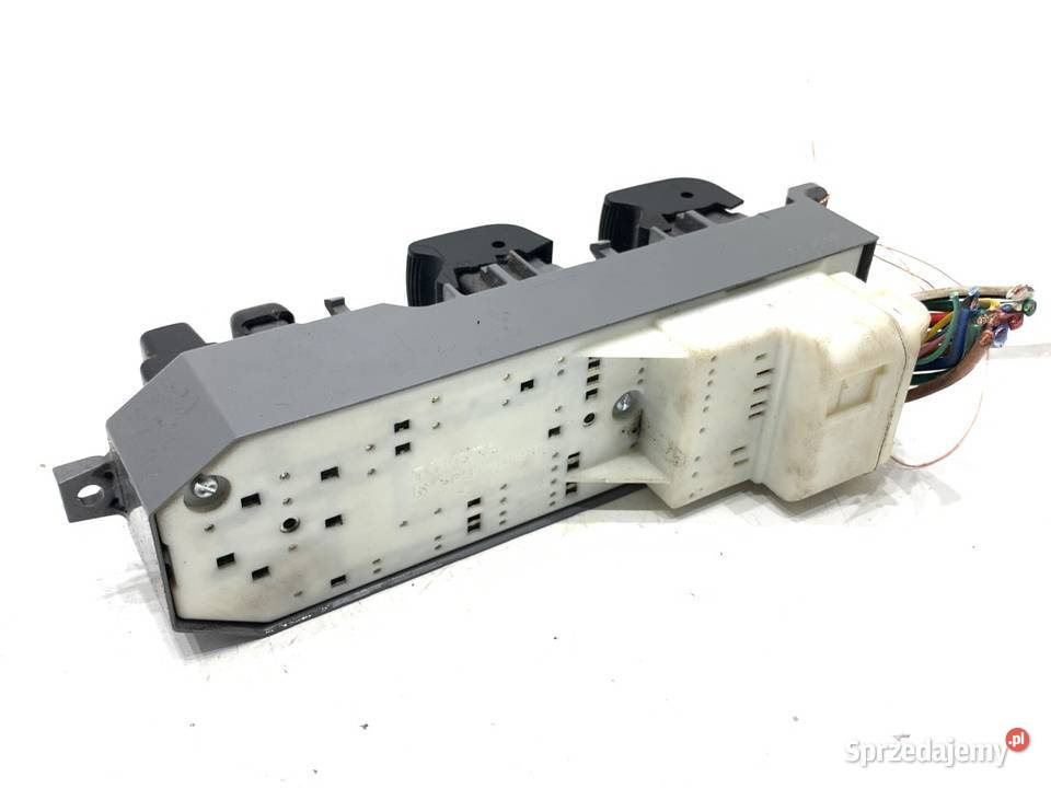 PRZEŁĄCZNIK SZYB TOYOTA AURIS I 0612 Hatchback