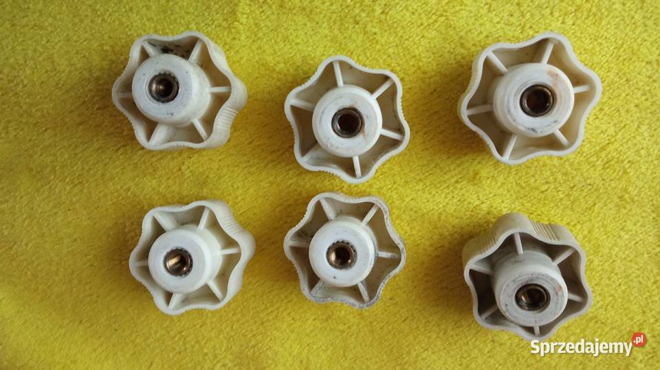 Nakrętka przykręcenia tylnej lampy opel astra g kujawsko-pomorskie Posługowo