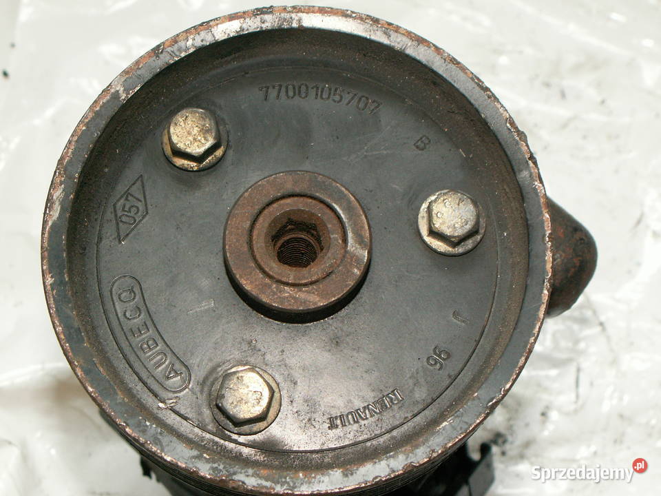 RENAULT megan 18 96r pompa wspomagania Zawieszenie i układ kierowniczy Motoryzacja Siechnice