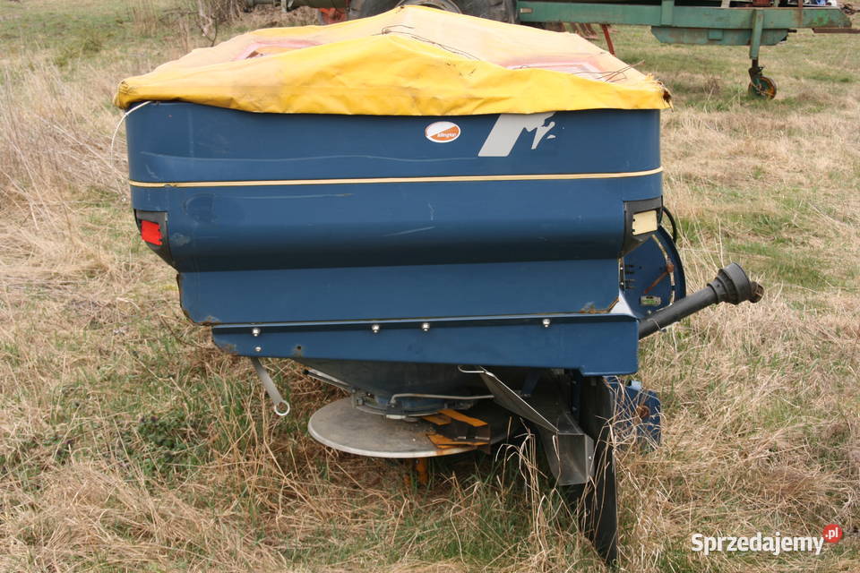 Rozsiewacz nawozów KRM Bogballe M2 2836m 2500 nieuszkodzony Maszyny rolnicze Leśna Rzeka sprzedam