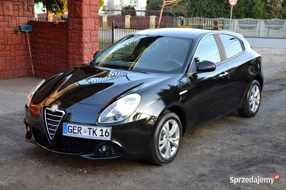 Piękna Alfa Z Niemiec Klimatron Alu LED Benzyna 120KM