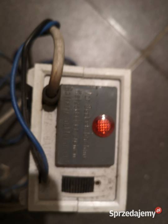 Prostownik rosyjski 12 Volt i niemiecki 612 volt Prostowniki i kable rozruchowe Borowno