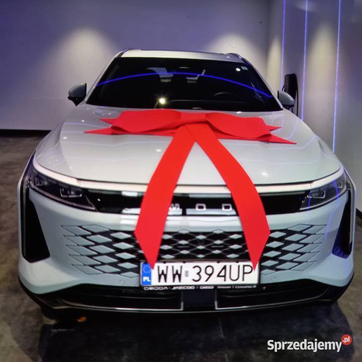 Omoda 9 Salon 4x4 technology silver szary Wiązowna