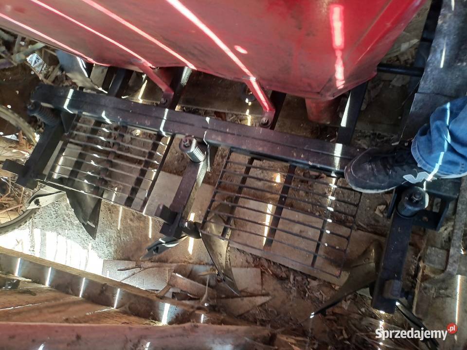 Sadzarka Akpil nowa mało używana Szufnarowa