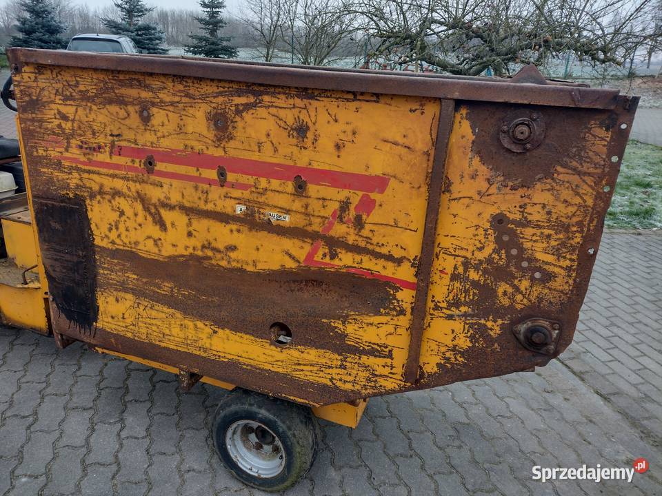 Mini wóz paszowy paszowóz samojezdny vmt 3 Sośno