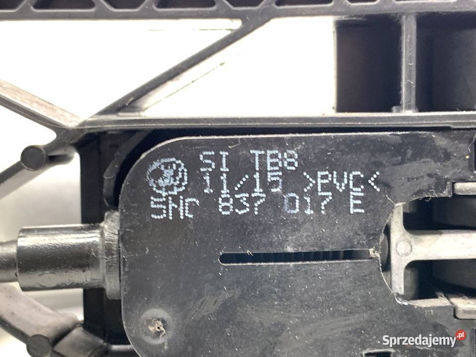 KLAMKA ZEWNĘTRZNA PRAWY PRZÓD VW GOLF VII osobowe podkarpackie sprzedam