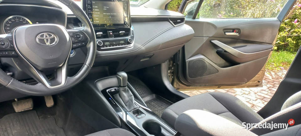 Toyota Corolla 495 netto ECVT 18 Hybryda Kamera światła przeciwmgielne