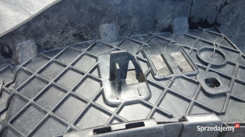 ŚLIZG ZDERZAKA TYŁ ABSORBER PEUGEOT 208 I osobowe śląskie
