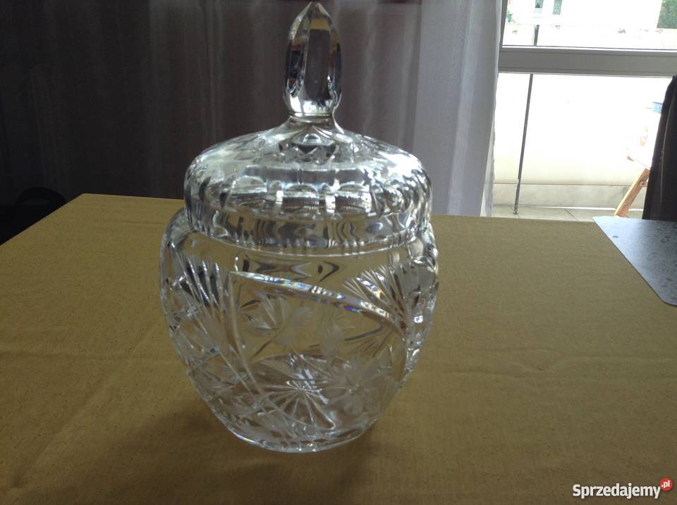 Kryształowy pojemnik z przykrywka lubelskie Puławy sprzedam