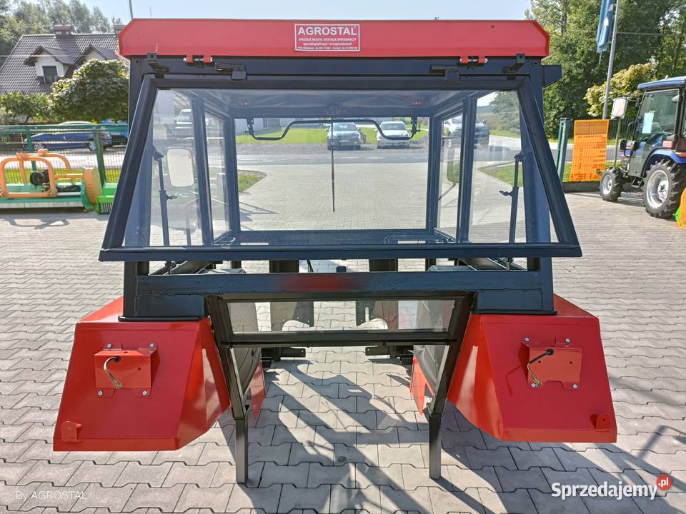 KABINA URSUS C330 SZYSZKA z błotnikami