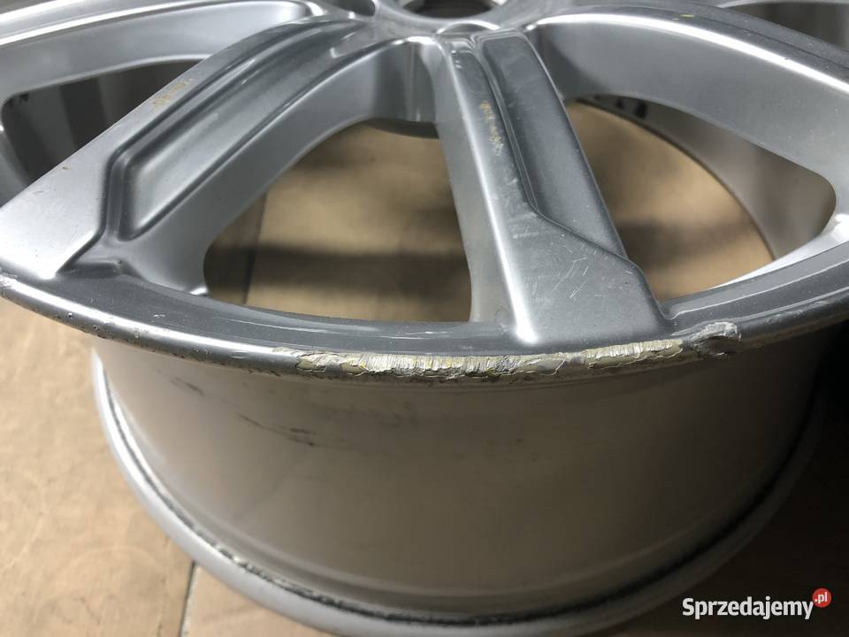 Felga pojedyncza Audi OE 9Jx18 ET52 8J0 osobowe