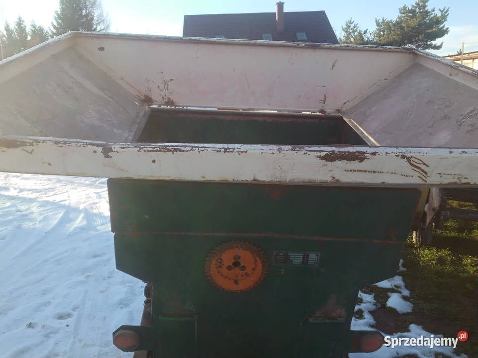 Sprzedam nadstawką do sadzarki czeskiej Siewniki i sadzarki lubelskie