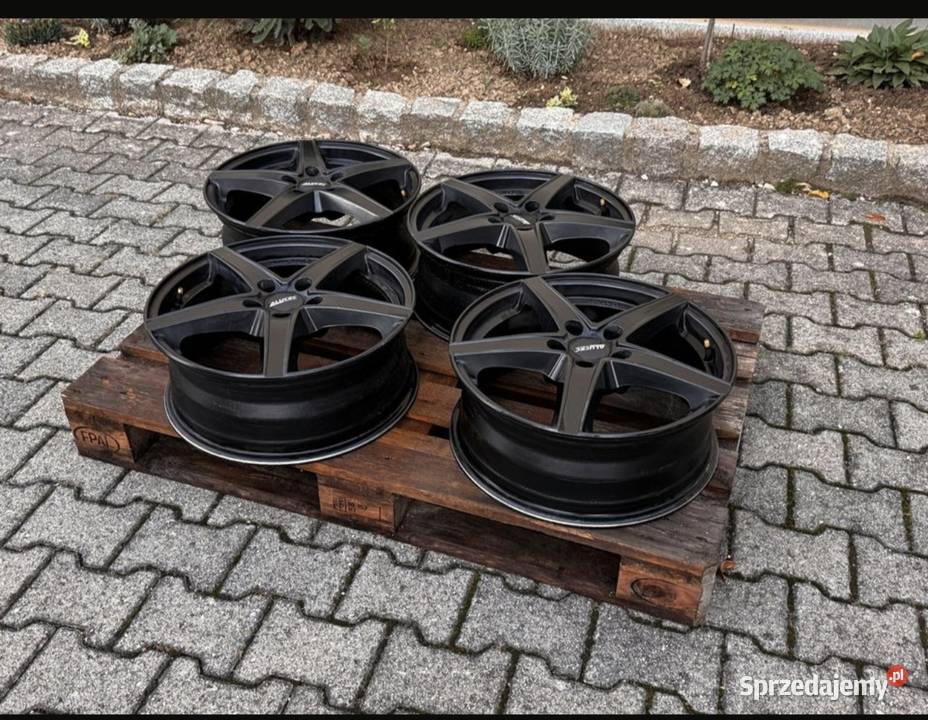 Felgi 17 5x112 Alutec Średnica 17" Stary Ujazd sprzedam