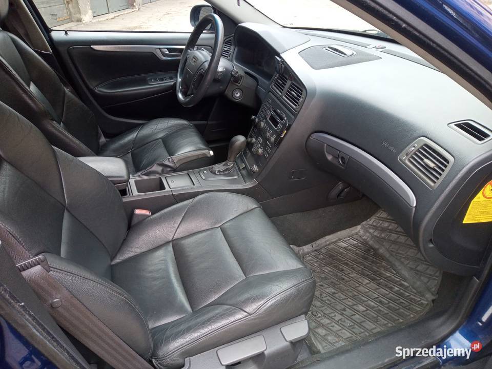 Volvo V70 24 Turbo 200 Ocean Race Łódź