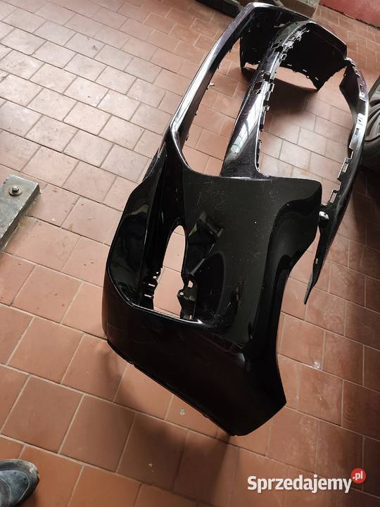 Skorupa zderzaka Infiniti q30 osobowe