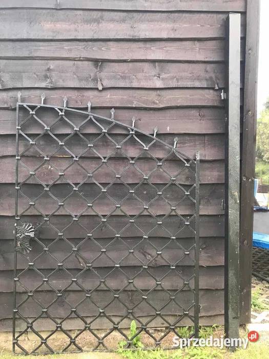 Sprzedam bramę z kutego żelaza sprzedam