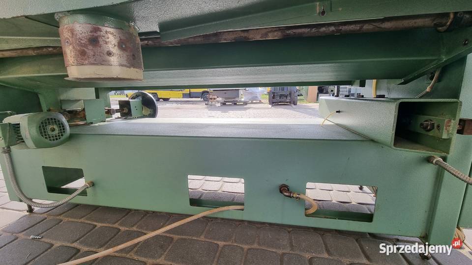 Szlifierka przelotowa Guilliet FDM 130 Produkcja