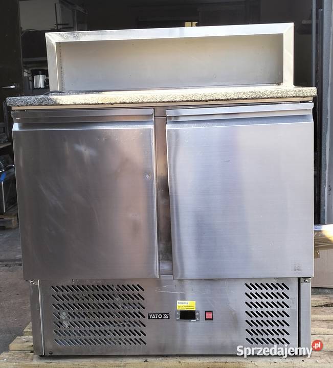 Stół chłodniczy gastronomiczny z blatem Słupia Kapitulna