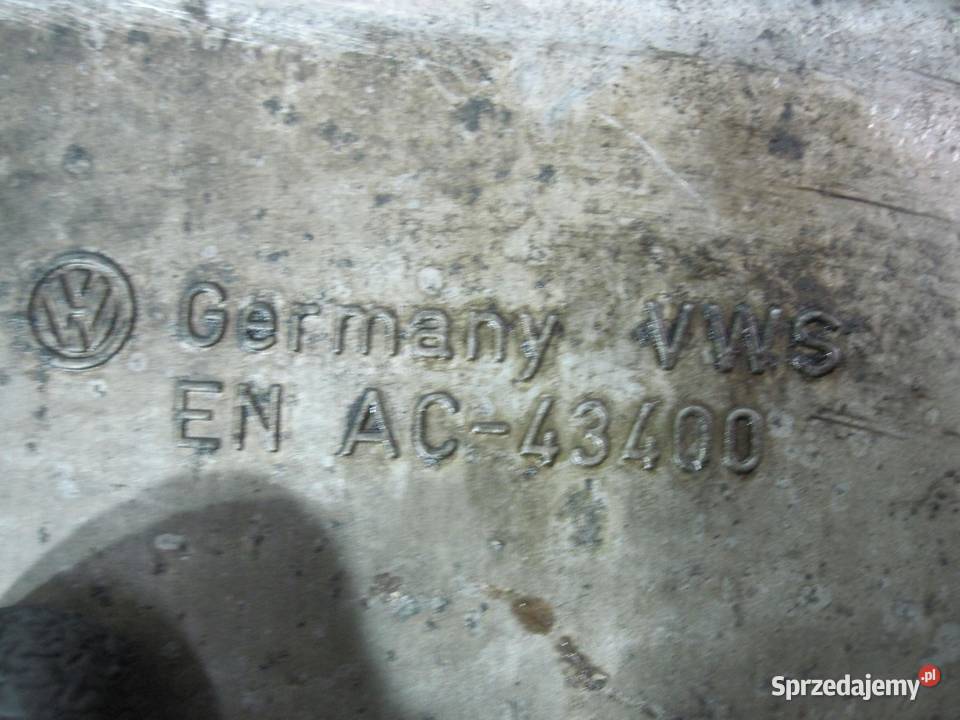 AUDI SEAT SKODA VW GOLF VI 16 TDI CAY 105 13r osobowe