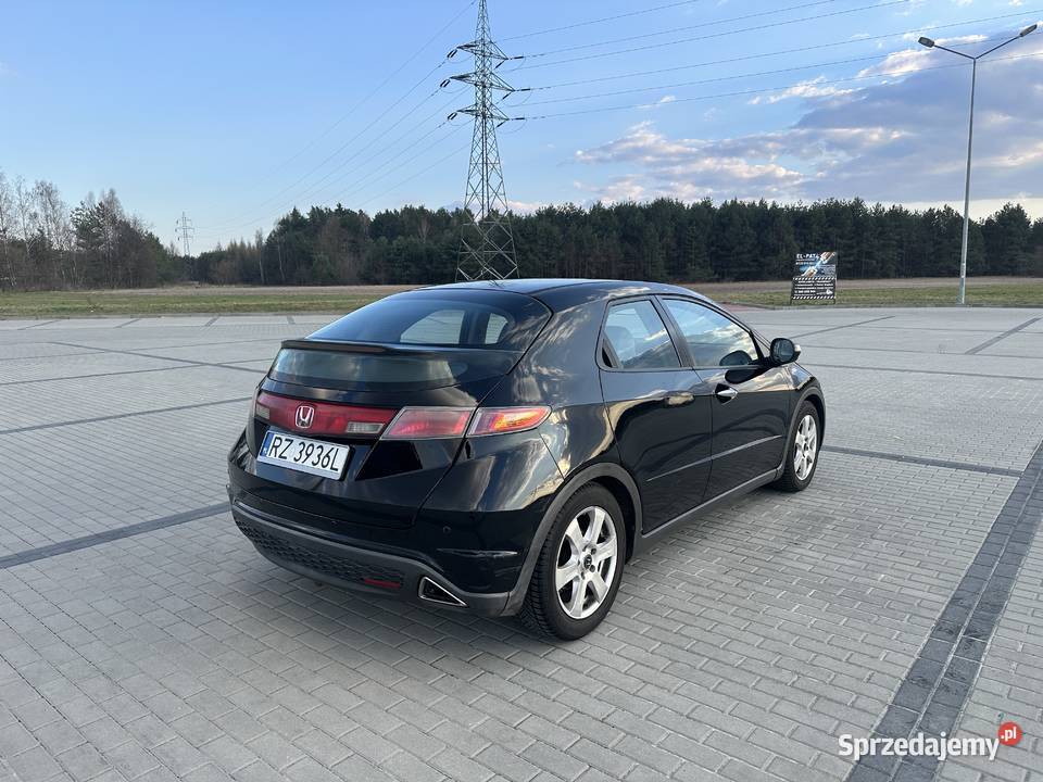 Honda Civic VIII 18 Sprzedam UFO z silnikiem 18 Nowa Sarzyna