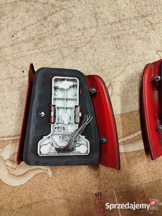 Lampa lewa prawa tył VW passat B5 sedan osobowe Lampy tylne Sokołów Podlaski