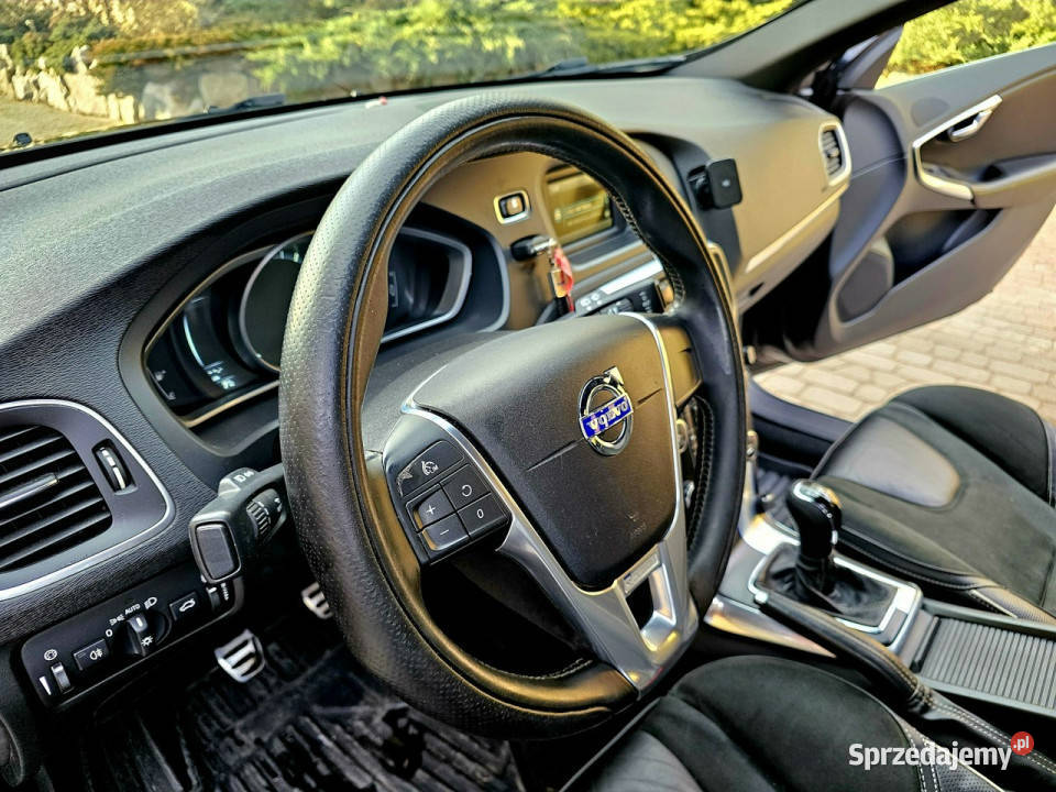 Volvo V40 RDesign Wirtual Piękny II 2012 czujnik parkowania Zagnańsk