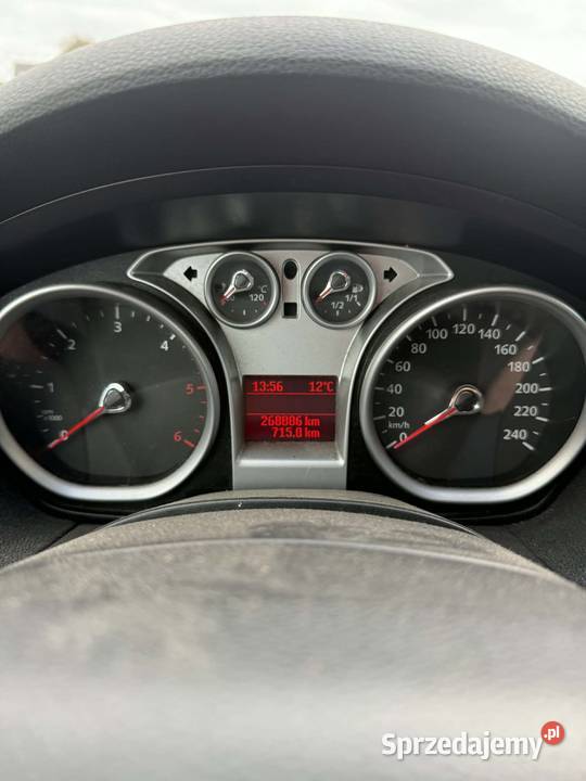 Ford Kuga 136 4x4 kamera czujniki Szczuczyn