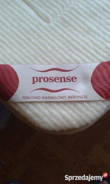 Sprzedam kołdrę i poduszkę z czystej żywej wełny