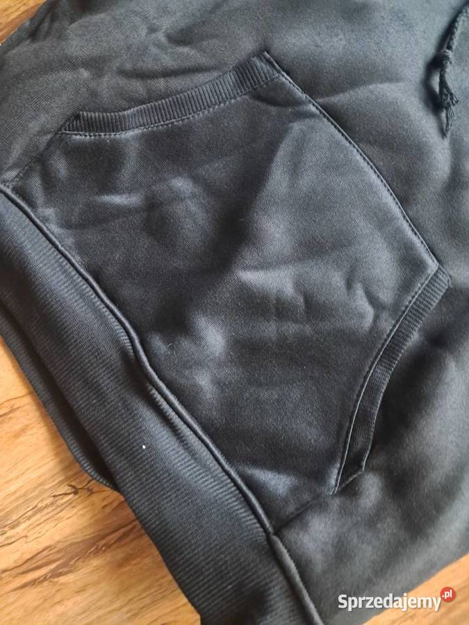 nowa damska czarna bluza w rozmiarze S brak czarny Sandomierz