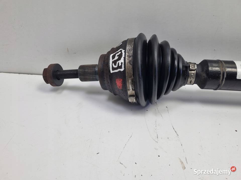 PÓŁOŚ VW Golf V 14 Tsi PRAWA PRZEDNIA półośka Chełm