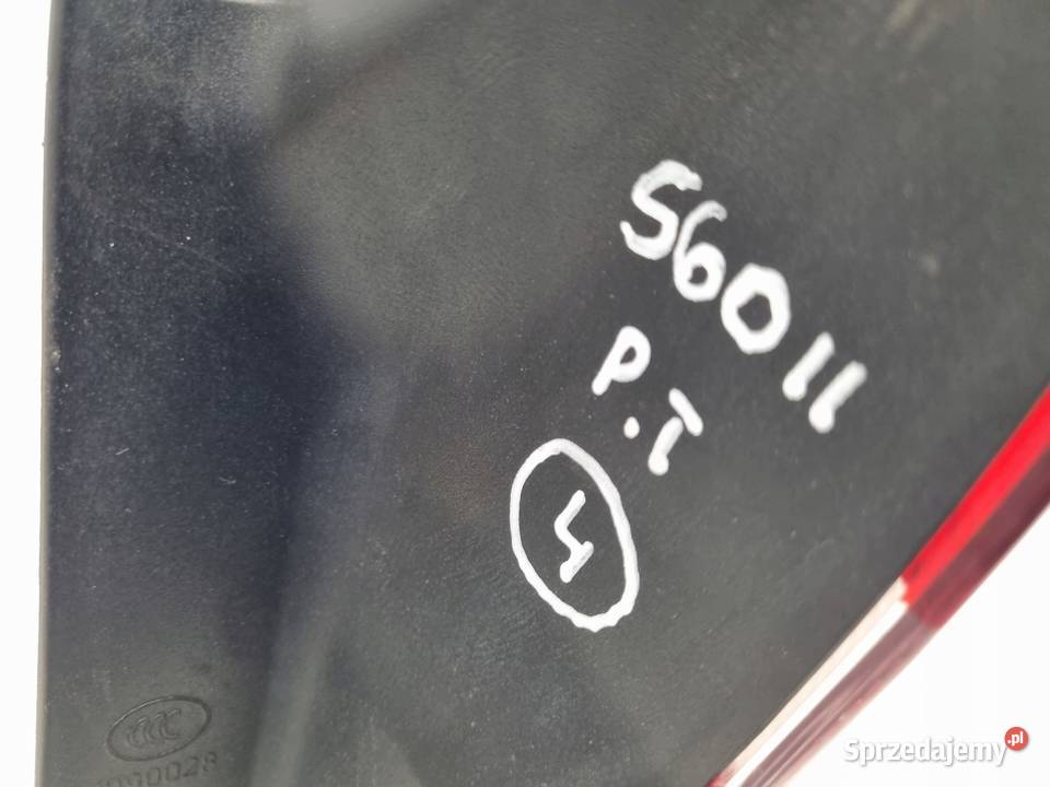 LAMPA PRAWA Volvo S60 II 1013r TYLNIA TYLNA Lampy tylne Rudka