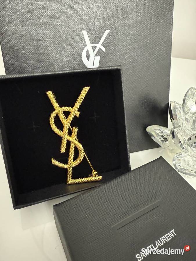 Broszka Saint Laurent warmińsko-mazurskie
