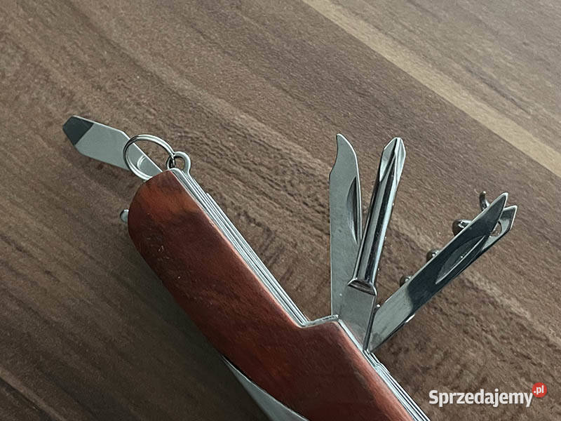 Scyzoryk z drewnianymi obiciami Kielce