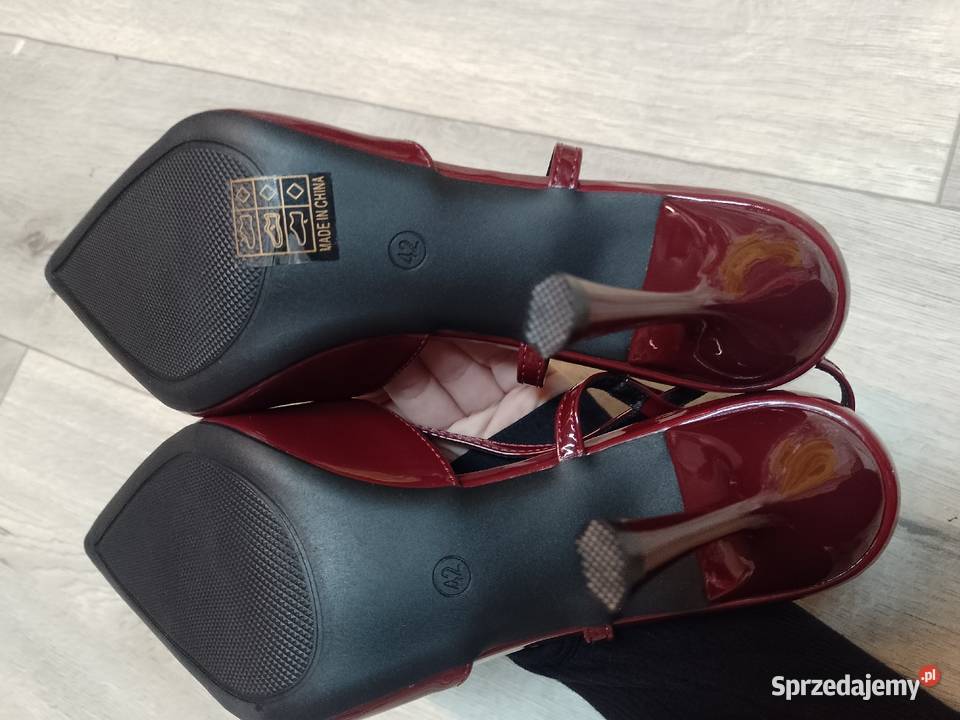 4142 Bordowe czółenka szpilki wieczorowe z