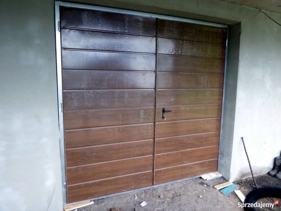 BRAMA UCHYLNA 222 BRAMY UCHYLNE ROZWIERNE brama Metalowe Rzeszów