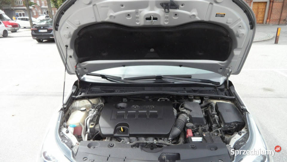 Toyota Avensis III 2009 Sadlno