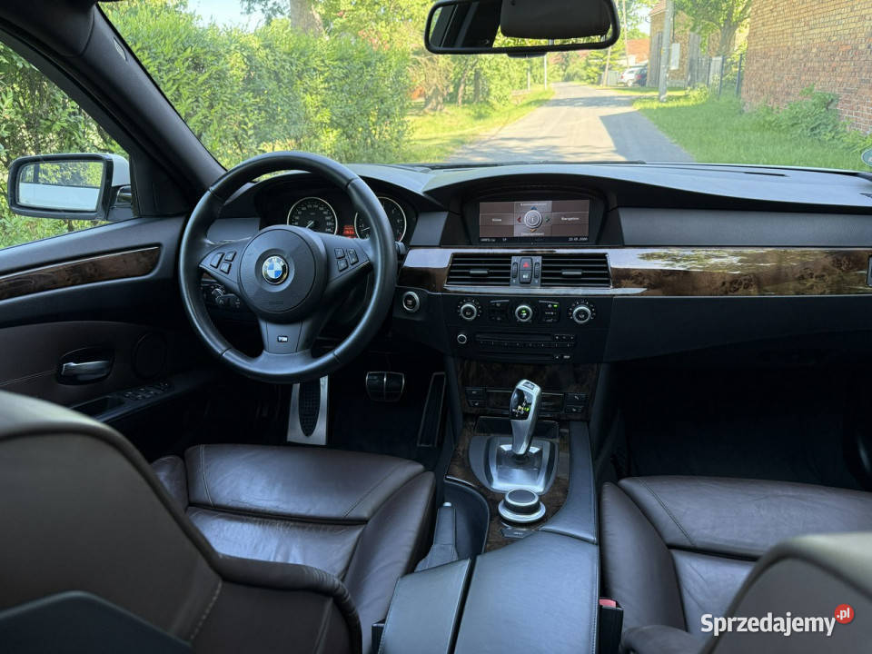 BMW 530 30i 272 M Pakiet Serwis ASO Navi Kamera automatyczna Ocice