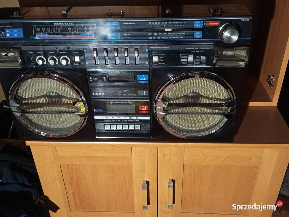 Unisef SZ5000SL boombox
