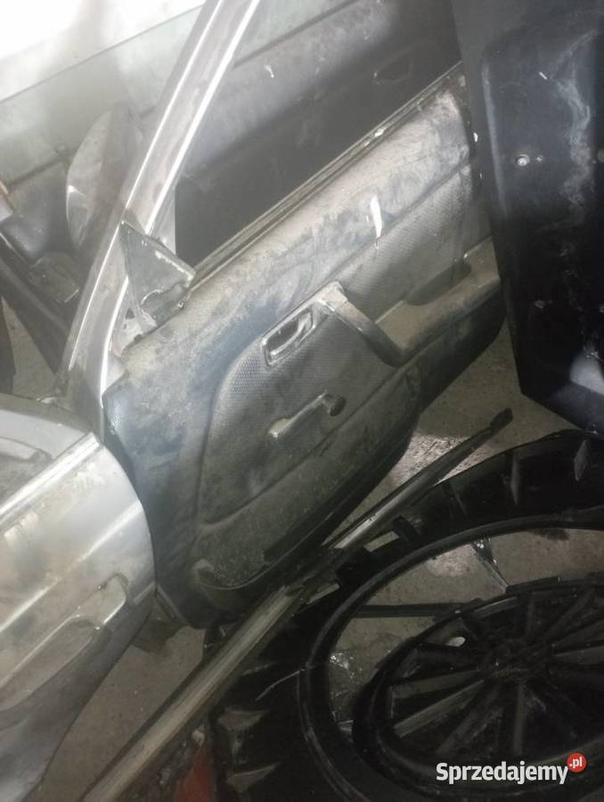 Mercedes w123 drzwi śląskie Psary