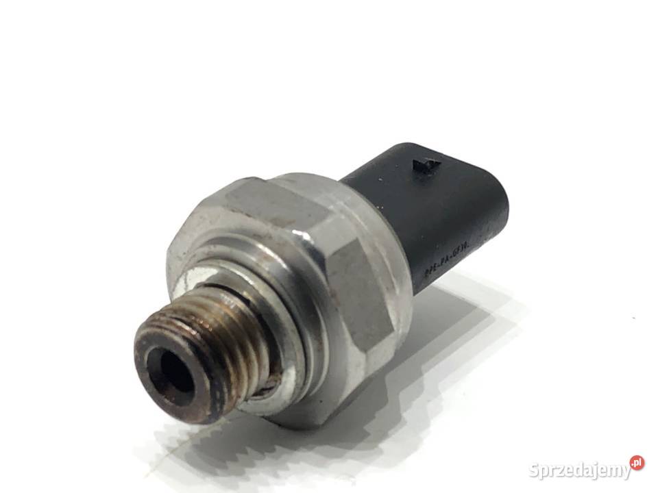 CZUJNIK CIŚNIENIA OLEJU VW GOLF VII 05E906277A osobowe