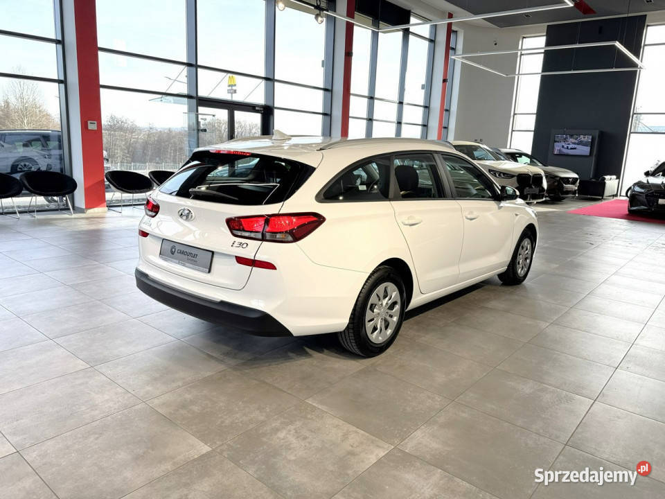 Hyundai i30 VAT 23 Wagon Classic 15DPI 110 M6 manualna Myślenice sprzedam