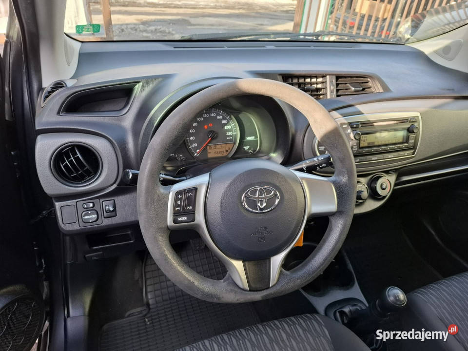 Toyota Yaris Piękna Bezwypadkowa Serwisowana elektryczne lusterka Motoryzacja Lublin