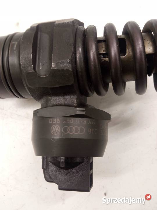 POMPOWTRYSKIWACZ 038130073AG 0414720215 19 TDI sprzedam