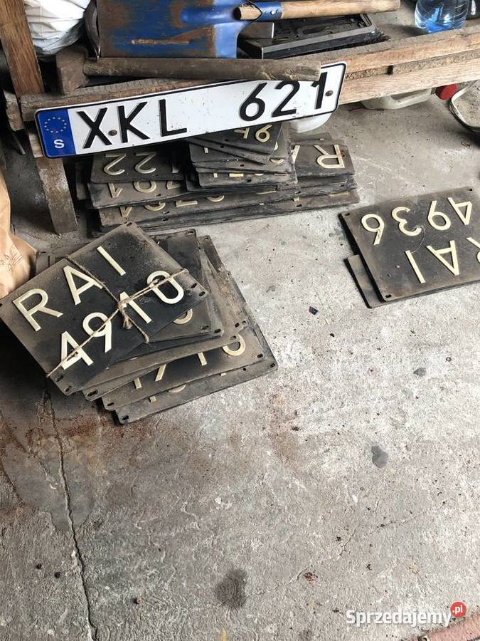 Kolekcjonerskie czarne tablice mazowieckie Warszawa