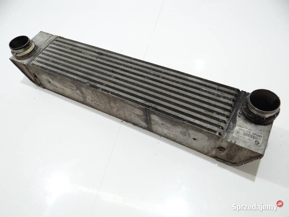 CHŁODNICA INTERCOOLERA BMW E60 E61 30D 7791909 Strzyżewice