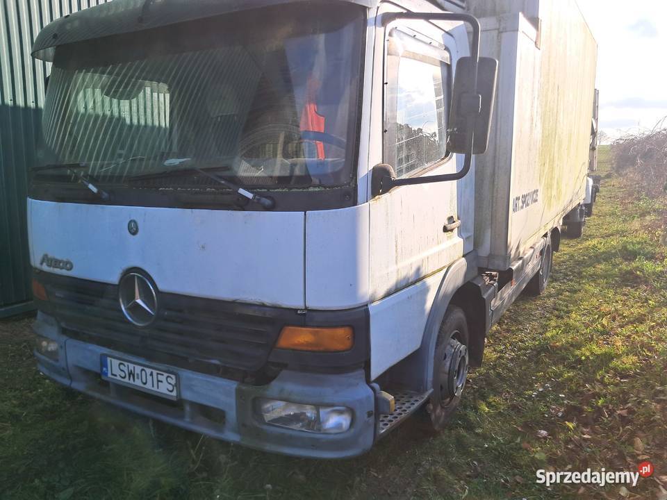 Mercedes Atego 99r chłodnia Carrier Piaski