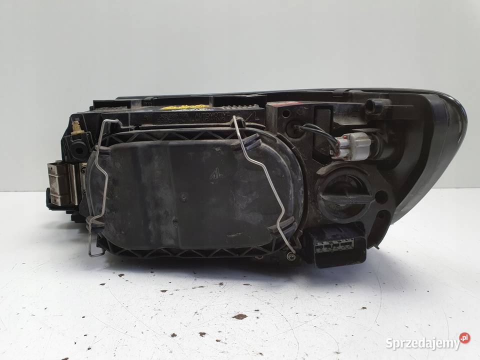 Volvo S40 II V50 XENON PRZEDNIA LAMPA PRAWA Janów